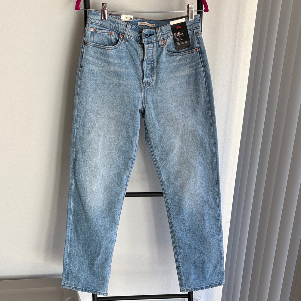 Levi's Wedgie Straight Ankle Women’s Jeans (NWT)